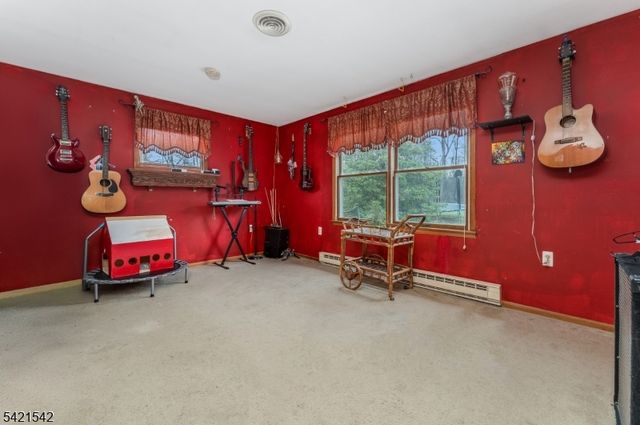 39 Edge Hill Rd, Blairstown Twp., NJ 07825