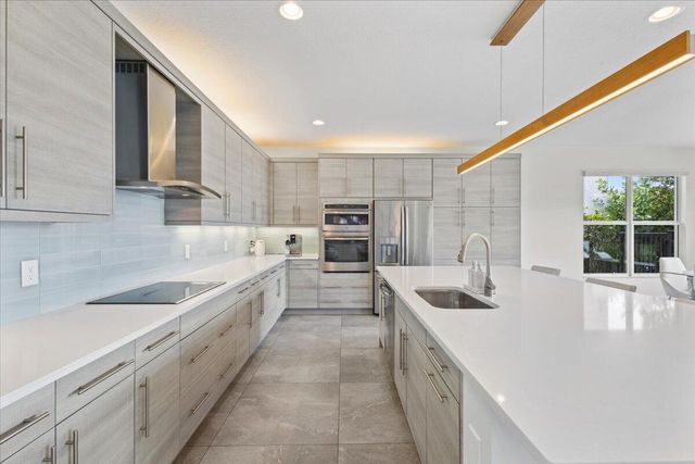 15377 Green River Court, Delray Beach, FL 33446