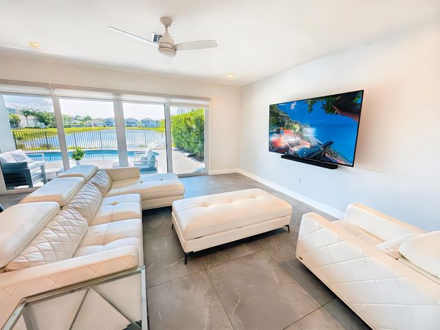 15377 Green River Court, Delray Beach, FL 33446