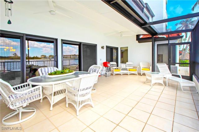 105 La Peninsula BLVD 105, Naples, FL 34113