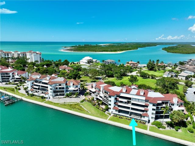 105 La Peninsula BLVD 105, Naples, FL 34113