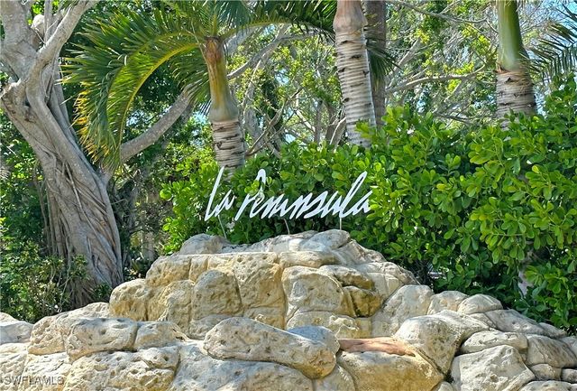 105 La Peninsula BLVD 105, Naples, FL 34113