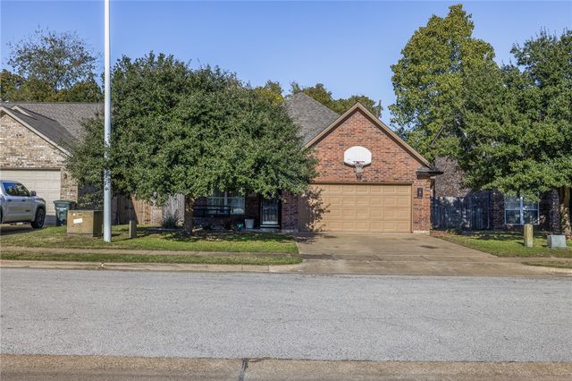 416 Montauk Court, Bryan, TX 77801