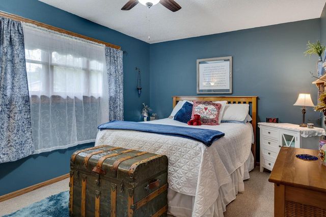 2956 Marion ROAD S, La Crosse, WI 54601