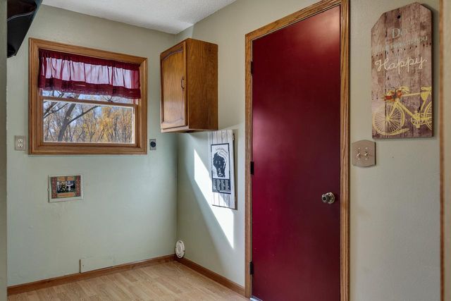 2956 Marion ROAD S, La Crosse, WI 54601