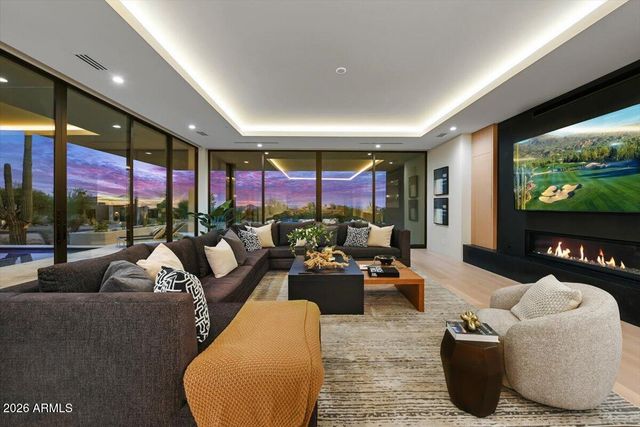 9300 E VIA MONTOYA Place, Scottsdale, AZ 85255