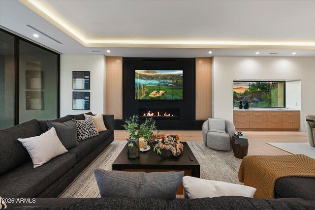 9300 E VIA MONTOYA Place, Scottsdale, AZ 85255