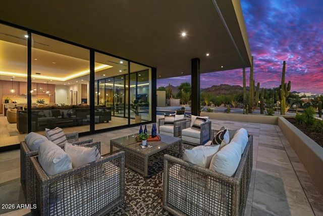 9300 E VIA MONTOYA Place, Scottsdale, AZ 85255