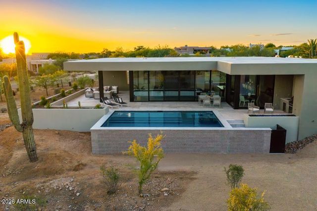 9300 E VIA MONTOYA Place, Scottsdale, AZ 85255
