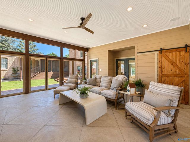 2209 Fleetwood Drive SE, Decatur, AL 35601