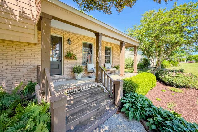 2209 Fleetwood Drive SE, Decatur, AL 35601