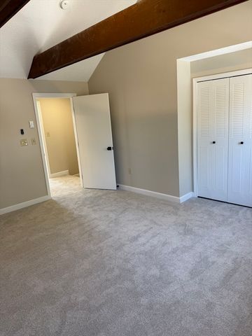 23 Victoria Heights Road 23, Boston, MA 02136