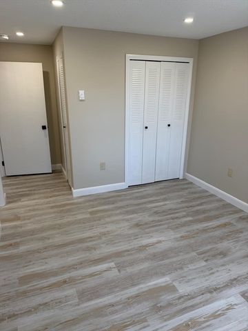 23 Victoria Heights Road 23, Boston, MA 02136