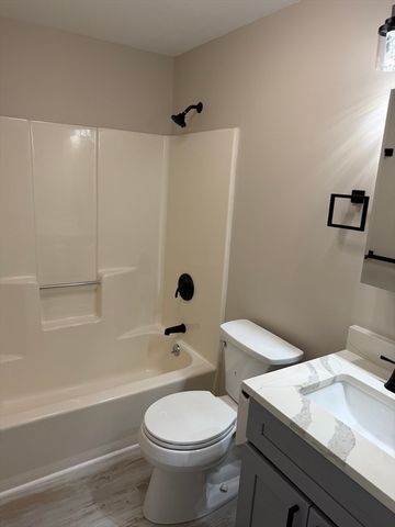 23 Victoria Heights Road 23, Boston, MA 02136