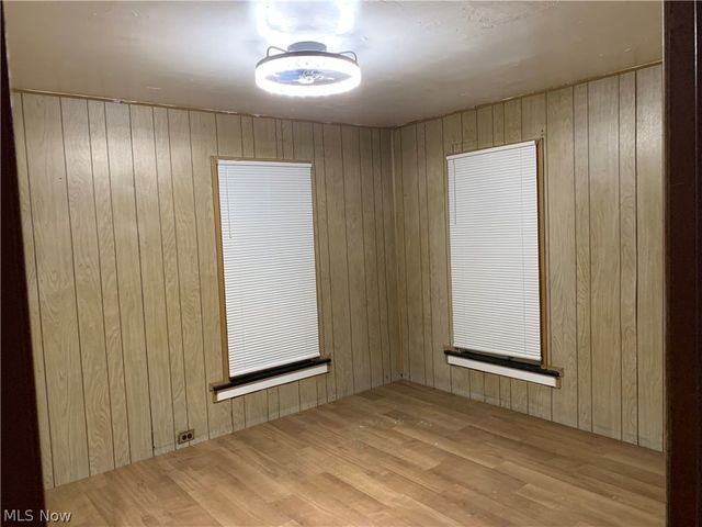 1661 E 93rd Street, Cleveland, OH 44106