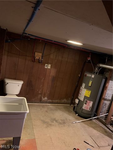 1661 E 93rd Street, Cleveland, OH 44106