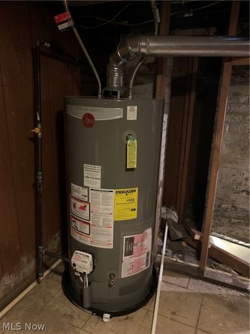 1661 E 93rd Street, Cleveland, OH 44106