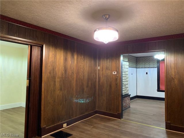 1661 E 93rd Street, Cleveland, OH 44106