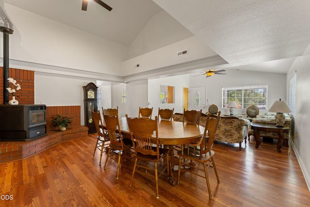 8939 Monument Drive, Grants Pass, OR 97526