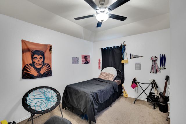 517 Crawford Drive, Burleson, TX 76028