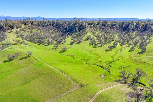 11875 Oak Run Road, Oak Run, CA 96069