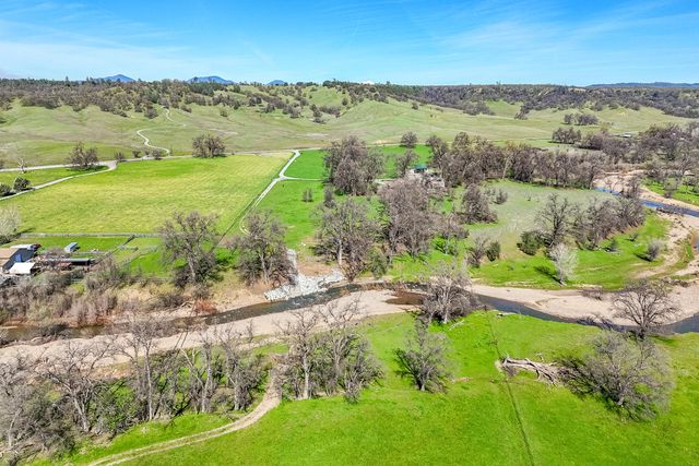 11875 Oak Run Road, Oak Run, CA 96069