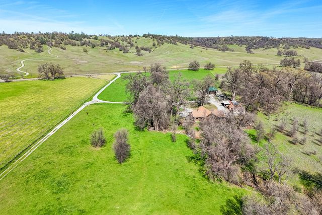 11875 Oak Run Road, Oak Run, CA 96069