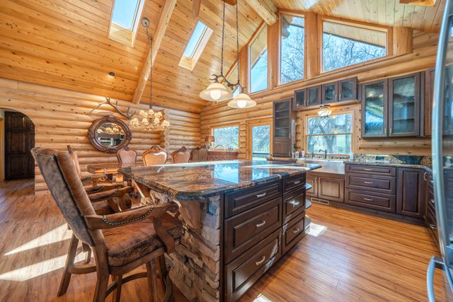 11875 Oak Run Road, Oak Run, CA 96069