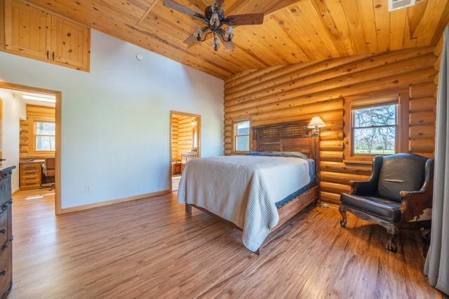 11875 Oak Run Road, Oak Run, CA 96069