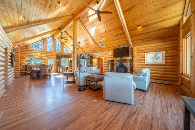 11875 Oak Run Road, Oak Run, CA 96069