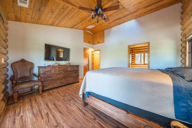 11875 Oak Run Road, Oak Run, CA 96069