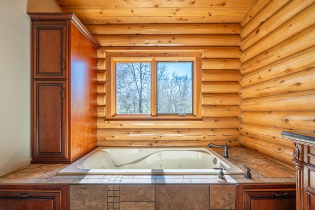 11875 Oak Run Road, Oak Run, CA 96069