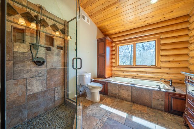 11875 Oak Run Road, Oak Run, CA 96069