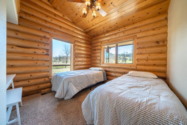 11875 Oak Run Road, Oak Run, CA 96069