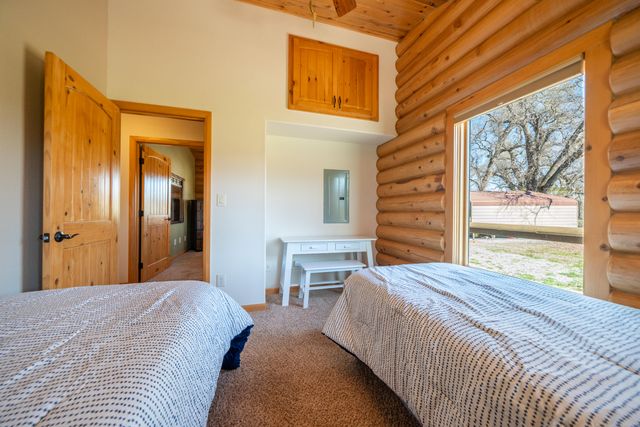 11875 Oak Run Road, Oak Run, CA 96069