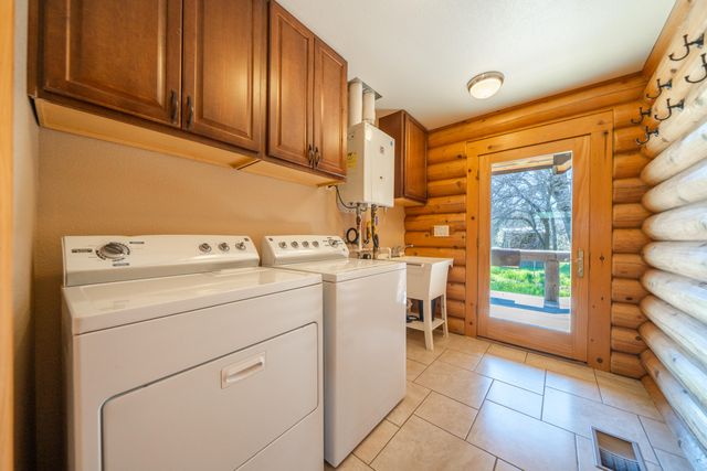 11875 Oak Run Road, Oak Run, CA 96069