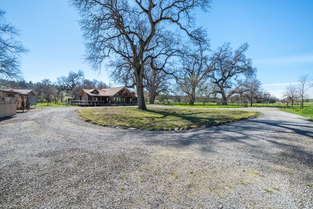 11875 Oak Run Road, Oak Run, CA 96069