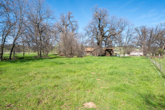 11875 Oak Run Road, Oak Run, CA 96069