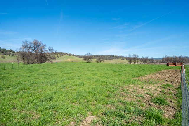 11875 Oak Run Road, Oak Run, CA 96069