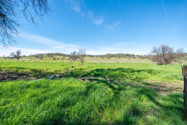 11875 Oak Run Road, Oak Run, CA 96069