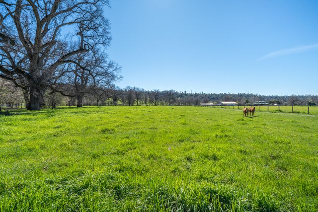 11875 Oak Run Road, Oak Run, CA 96069