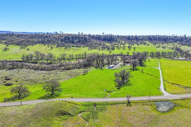 11875 Oak Run Road, Oak Run, CA 96069