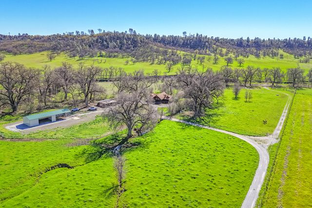 11875 Oak Run Road, Oak Run, CA 96069