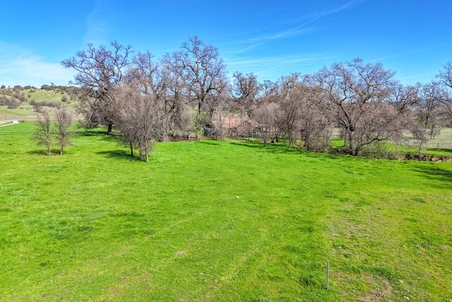11875 Oak Run Road, Oak Run, CA 96069