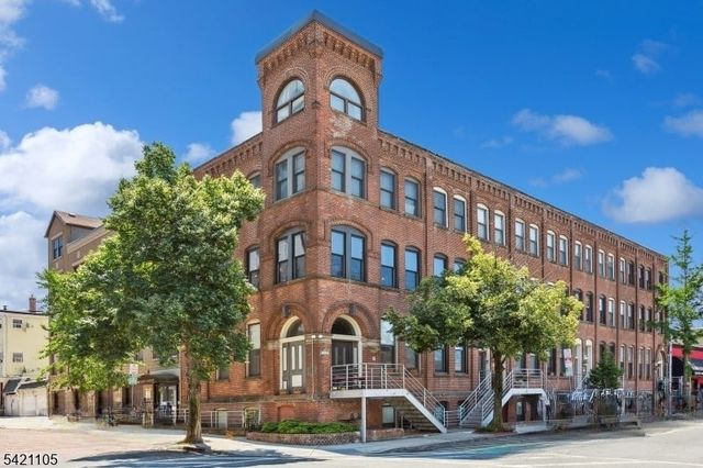 54 Mcwhorter St Unit 105 105, Newark City, NJ 07105