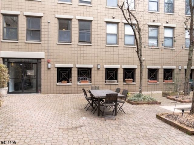 54 Mcwhorter St Unit 105 105, Newark City, NJ 07105