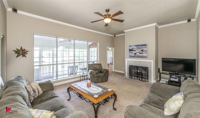 3833 Lakeside Drive, Shreveport, LA 71119