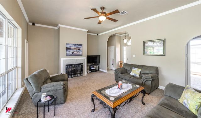 3833 Lakeside Drive, Shreveport, LA 71119