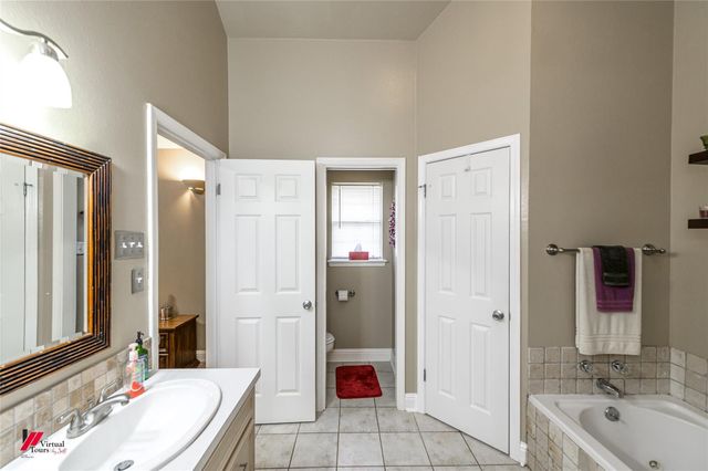 3833 Lakeside Drive, Shreveport, LA 71119