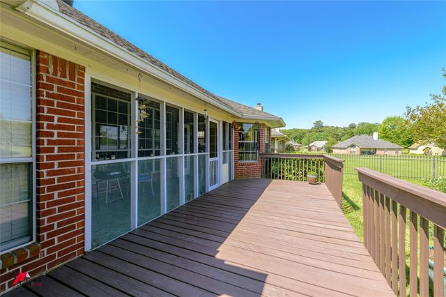 3833 Lakeside Drive, Shreveport, LA 71119